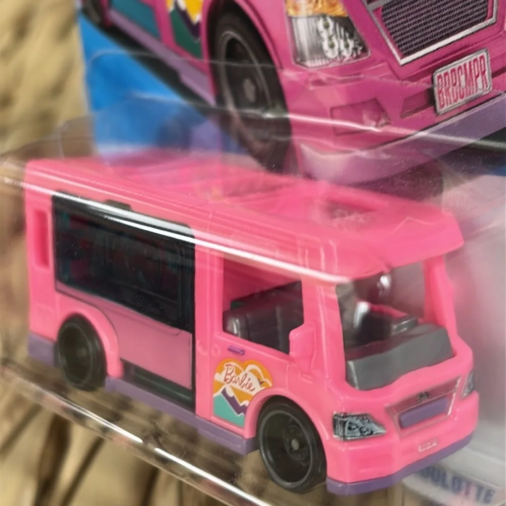 Barbie Hot Wheels Dream Camper Mobile Home Van Bright Pink Hotwheels 🆕 2026